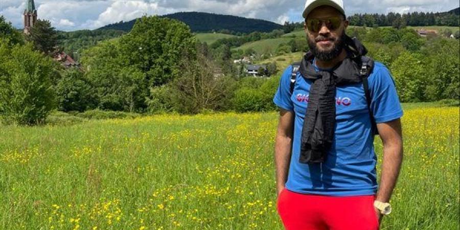 محمود سمنة لاعب بتروجت السابق يدرس إدارة الوساطة الرياضية في البرتغال