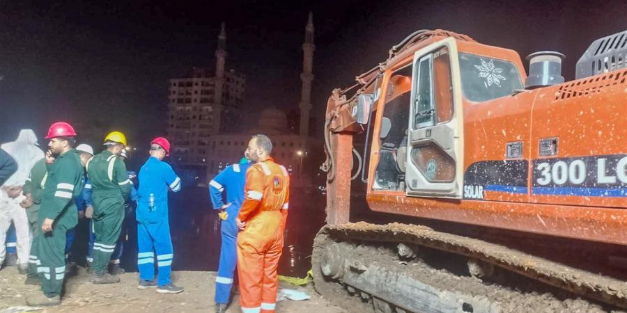 وزير الري يتابع اجراءات التعامل مع تسريب سولار بترعة الإسماعيلية