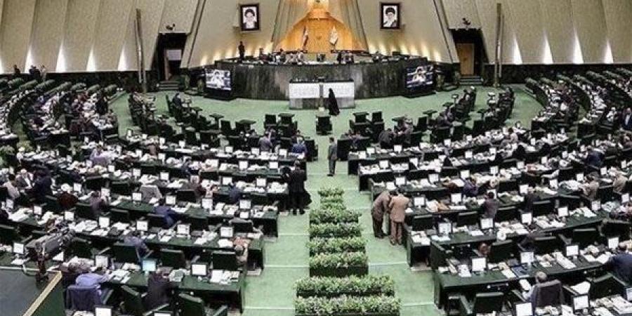 عاجل.. البرلمان الإيراني: لم نستسلم وقواتنا المسلحة أصبحت أكثر خبرةً