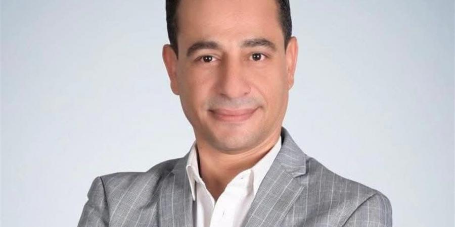 «لعب ولعب» يرسم البهجة على وجوه الأيتام.. احتفالية إنسانية بالمسرح القومي للأطفال