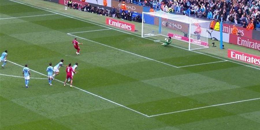 بعد الخسارة الثقيلة.. انتقادات عنيفة لـ صلاح ونجوم ليفربول