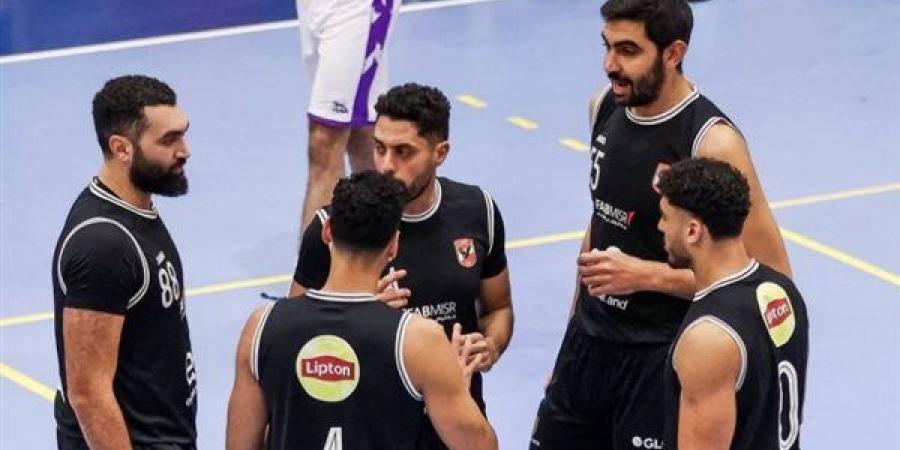 الأهلي والزمالك والمصرية للاتصالات يلحقون بالاتحاد السكندري لنصف نهائي كأس مصر لكرة السلة