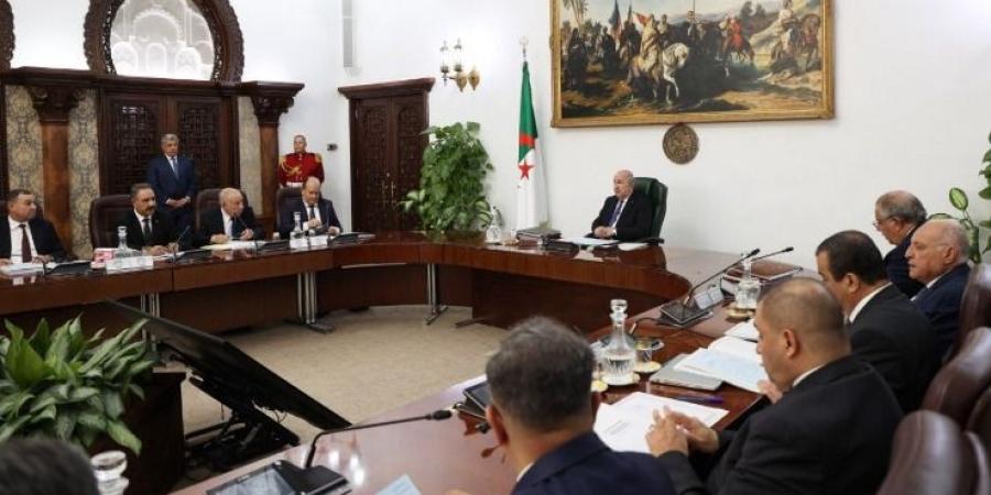 مجلس الوزراء: الجزائر ستتسلم أزيد من 110 مليون دولار من الأموال المنهوبة