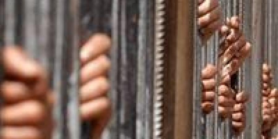 "سباق موتوسيكلات".. ضبط 8 أشخاص لقيامهم بحركات خطرة داخل نفق بالشرقية