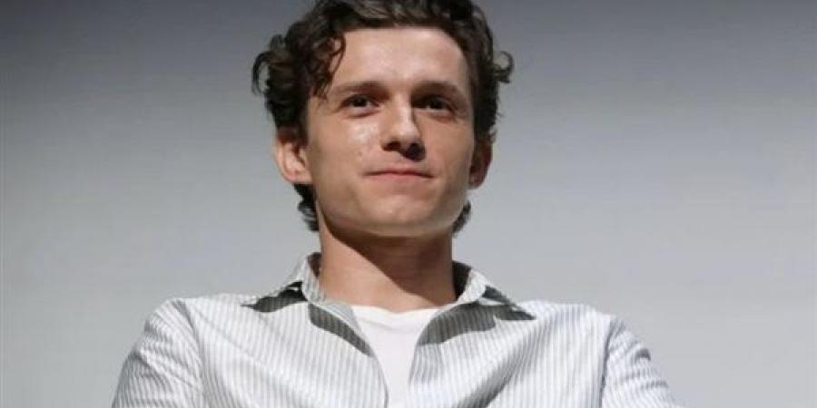 توم هولاند يثير الجدل بتصريحاته حول إنقاذ هوليوود