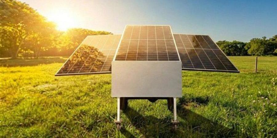 جامعة حلوان التكنولوجية تطلق مشروعًا مبتكرًا لشحن سيارات الجولف بالطاقة الشمسية