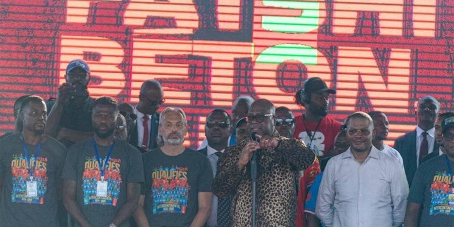 رئيس الكونغو يمنح لاعبي المنتخب مكافآت سخية عقب التأهل للمونديال