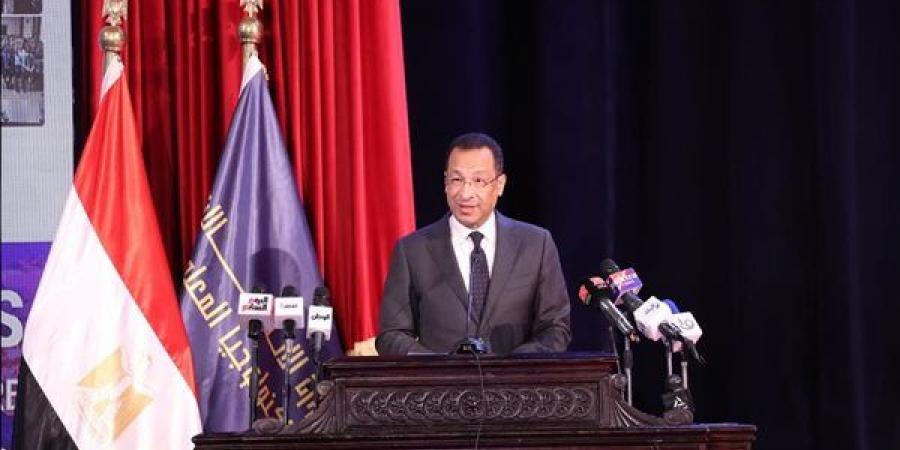 وزير الاتصالات: قفزنا من المركز 15 إلى 9 عالميًا في العمل الحر