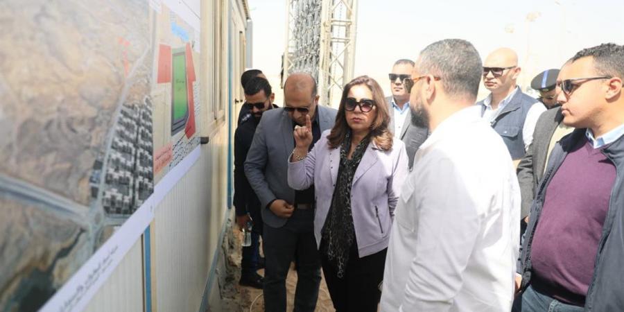 منال عوض: الحفاظ على صحة المواطنين والوضع البيئي أولوية للدولة المصرية