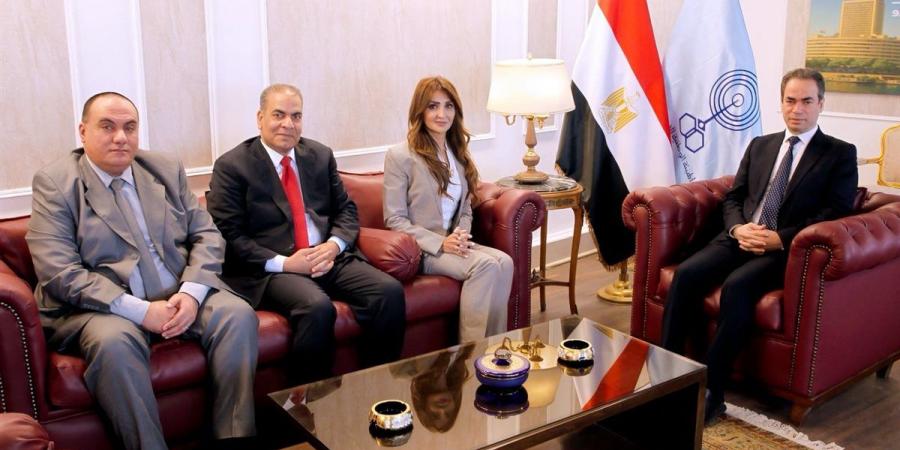 أمل رشدي وإيهاب أبو الخير وأيمن عطية نواباً لرئيس قناة النيل للأخبار
