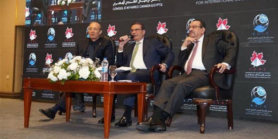 بحلول 2026.. حوكمة كاملة لمنظومة الأسمدة ورقمنة "كارت الفلاح" لـ 8.4 مليون فدان