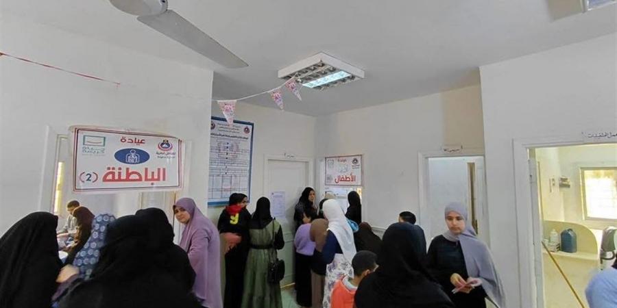 الكشف الطبي بالمجان على 1119 مواطنًا في دمياط