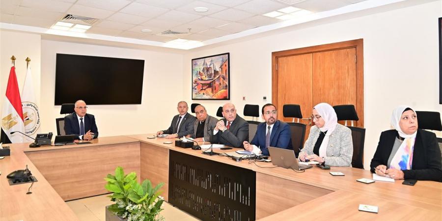 وزير الري يتابع جاهزية محطات الرفع والقناطر الرئيسية خلال فترة أقصى الاحتياجات المائية المقبلة