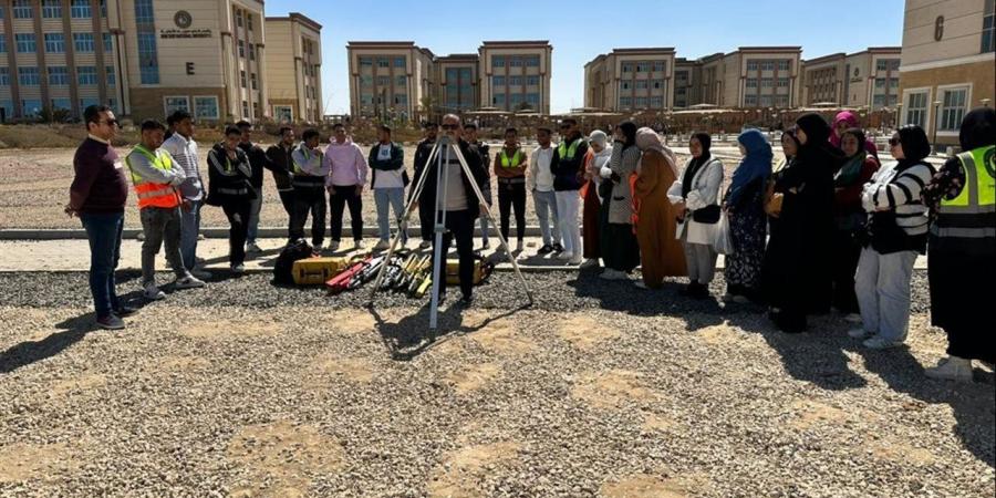 تدريبات ميدانية مكثفة لطلاب برنامج المساحة بجامعة بني سويف الأهلية