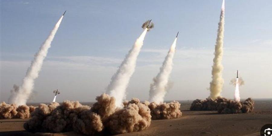 عاجل.. إعلام إيراني: ضربات تستهدف منشآت في نطنز