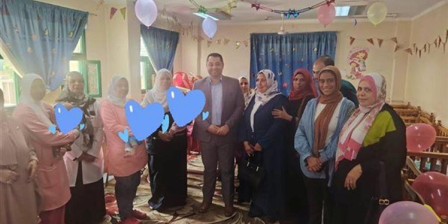 وكيل وزارة الصحة بقنا يتفقد وحدة المشروع الأوروبي ويحتفل بيوم اليتيم