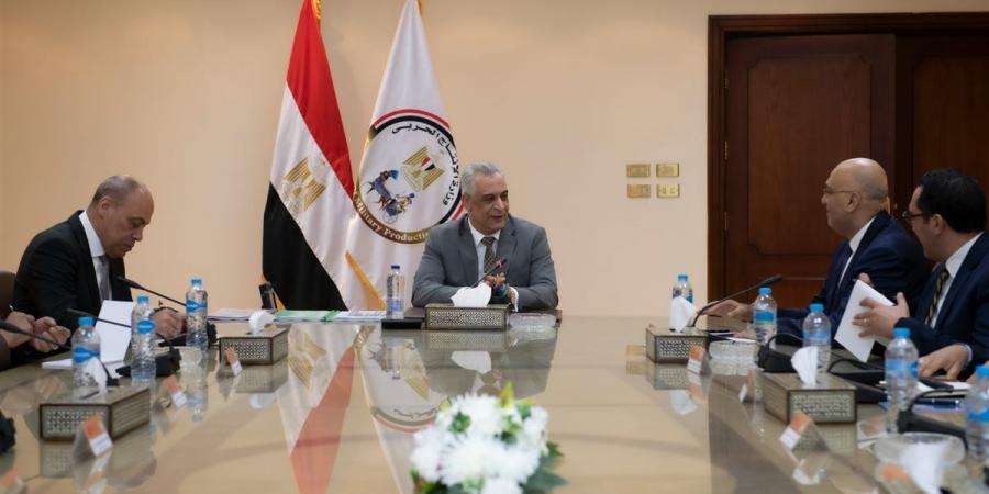 وزير الإنتاج الحربي: نعمل على توفير فرص عمل وزيادة إنتاجية العمالة المصرية