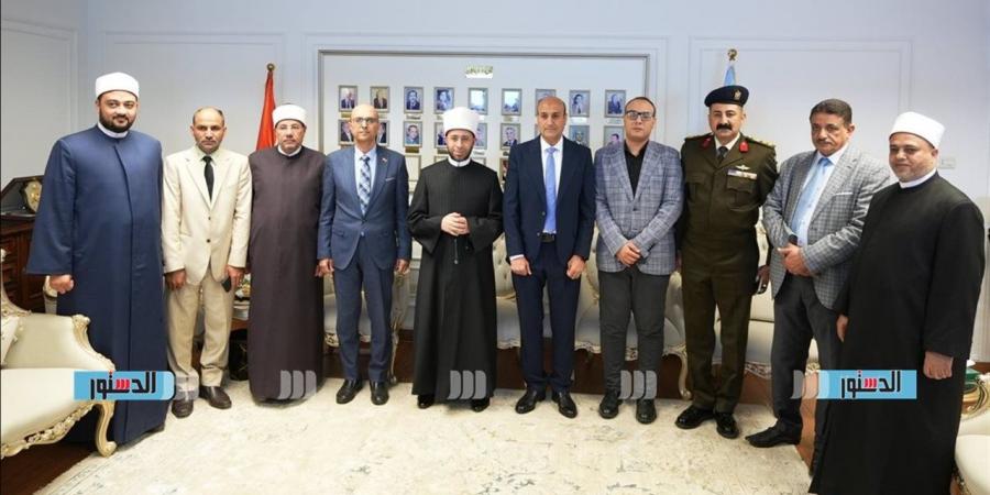 المنشاوي يرافق وزير الأوقاف للقاء محافظ أسيوط لبحث دعم الفكر المستنير وتعزيز التعاون المشترك