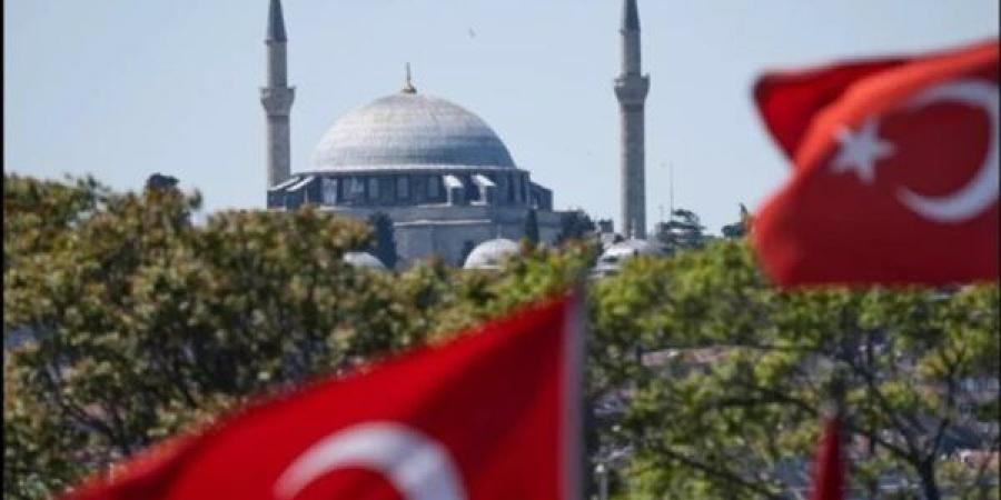 إعلام تركي: مقتل شخص وإصابة آخر قرب القنصلية الإسرائيلية في إسطنبول