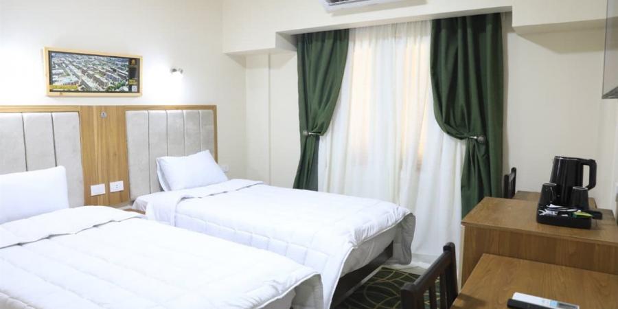 بتكلفة 350 مليون جنيه.. وزير التعليم العالي يفتتح مشروعات خدمية بجامعة المنيا