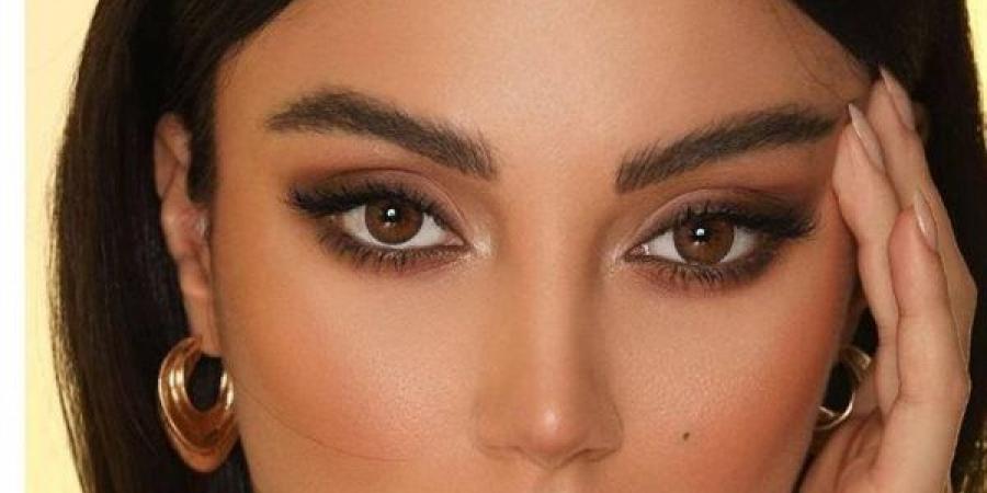 المكياج المناسب للعيون السوداء