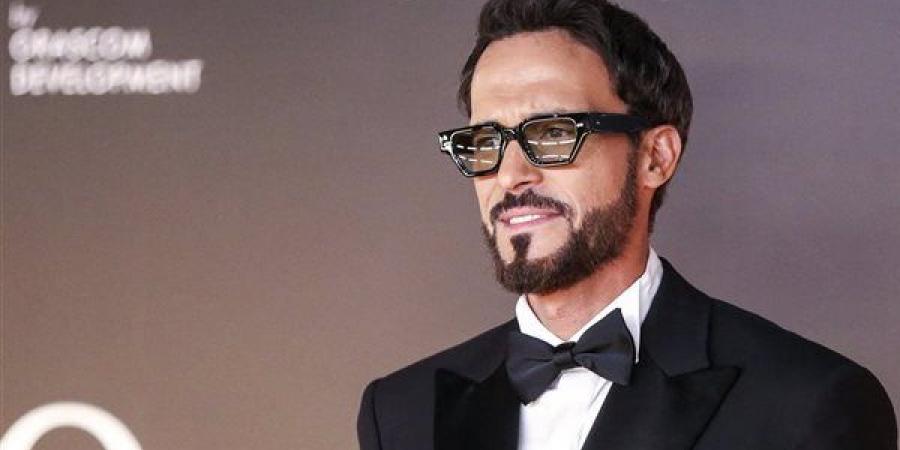 يوسف الشريف يكشف اسمه الحقيقي.. وهؤلاء النجوم غيروا أسماءهم من أجل الفن