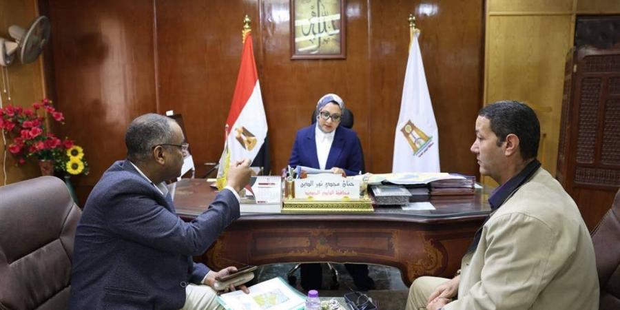 لتعظيم الاستفادة من الموارد الطبيعية: محافظ الوادي الجديد تبحث التعاون مع "البحوث الفلكية والجيوفيزيقية"