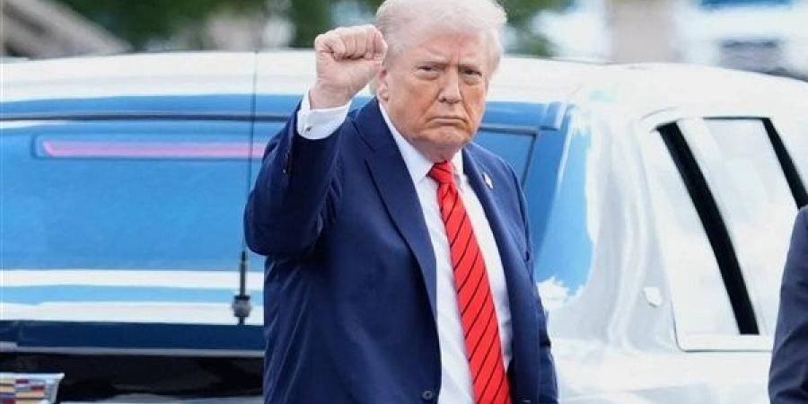 ترامب يهدد بسجن صحفي سرب معلومات حول جنود مفقودين في إيران