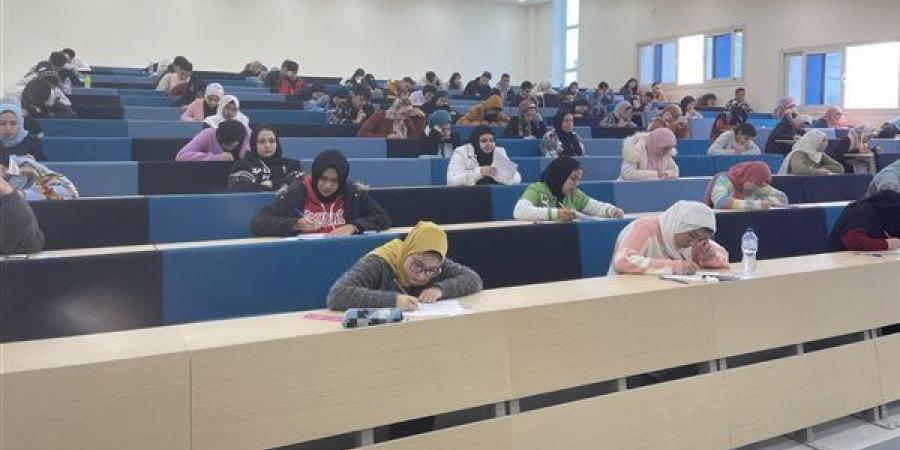 الجامعات تطلق مبادرة لتوعية الشباب بترشيد استهلاك الطاقة