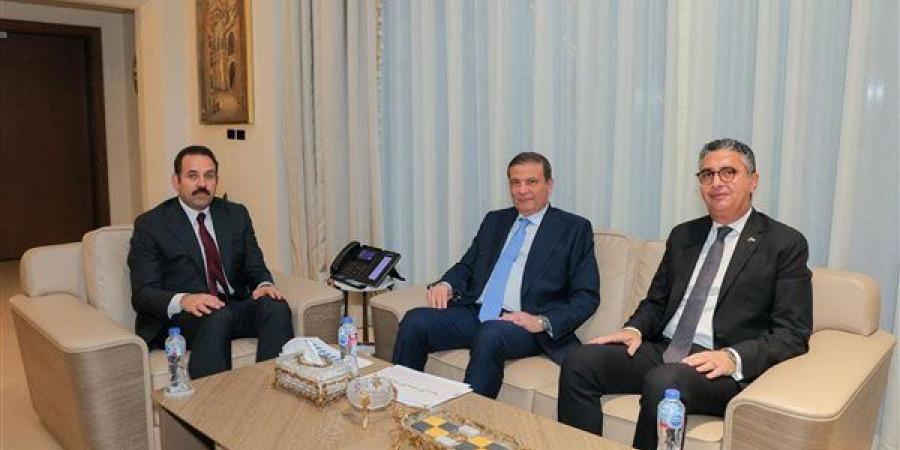 وزيرا الزراعة والتموين ومدير جهاز مستقبل مصر يبحثون تطوير البورصة السلعية