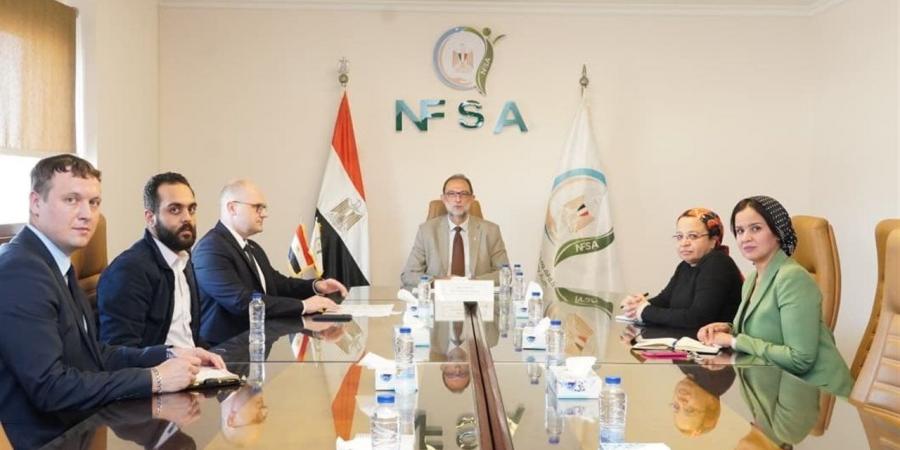 طارق الهوبي يستقبل سفير بيلاروسيا بالقاهرة لتعزيز التعاون في مجال سلامة الغذاء