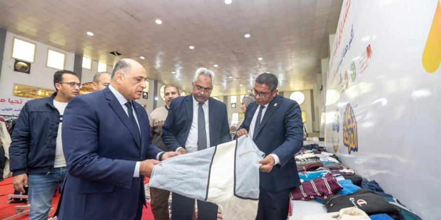 لدعم الأولى بالرعاية.. صندوق تحيا مصر يفتتح معرض "دكان الفرحة" بسوهاج