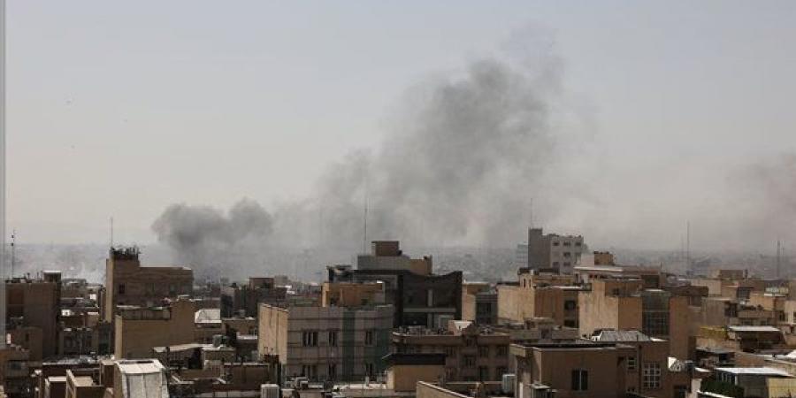 جيش الاحتلال يصدر تحذيرا بإخلاء مدينة صور جنوب لبنان