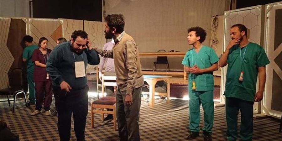 عرض "سالب صفر" على مسرح قصر ثقافة مصطفى كامل