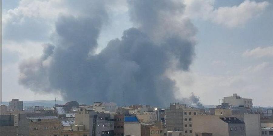 إعلام إيراني: استهداف مجمعي خوجير وبارشين العسكريين