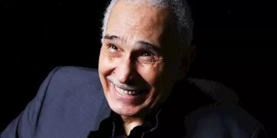 نجل عبد الرحمن أبو زهرة يكشف لـ"الوفد" حقيقة إصابة والده بورم في المخ