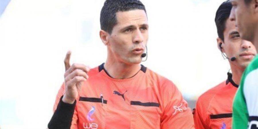توفيق السيد ينتقد اختيار محمود وفا حكمًا لمباراة الأهلي وسيراميكا