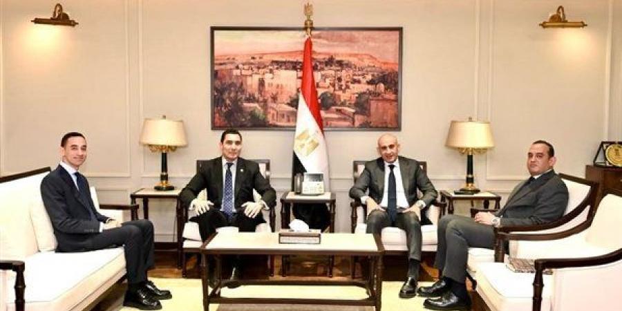 مباحثات لتطوير منظومة الرياضة المدرسية