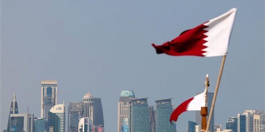 عاجل..إصابة 4 أشخاص في قطر جراء شظايا صواريخ إيرانية بعد اعتراضها