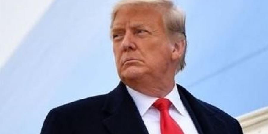 عاجل.. ترامب يفرض رسوماً جمركية بنسبة 50% على الدول التي تزود إيران بالأسلحة