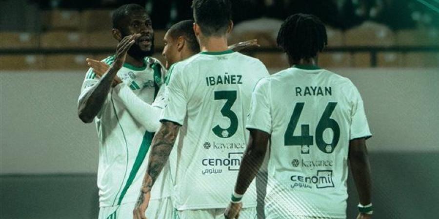 الأهلي يلتقي الفيحاء في الدوري السعودي