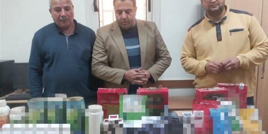 ضبط 10 محلات تجارية لعدم إعلانهم عن الأسعار بالبحيرة