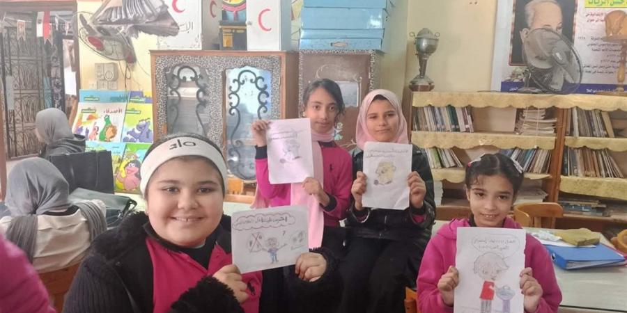 التعابير الإنسانية بين الأدب والفن والسينما في ندوة بثقافة دمياط