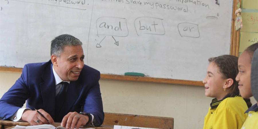 وكيل تعليم الجيزة بعد جولة مفاجئة بمدارس الهرم: برامج فورية لإنقاذ الضعاف قرائياً