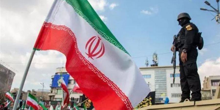 سيادة مضيق هرمز وتخصيب اليورانيوم.. إيران تكشف شروطها العشرة مقابل إنهاء الحرب