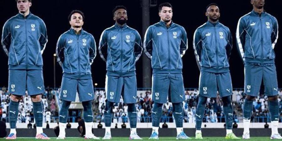 الهلال يلتقي الخلود في مواجهة حاسمة ضمن الدوري السعودي