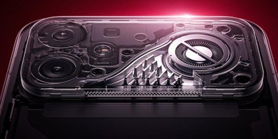 Redmi K90 Max يقترب بمروحة تبريد مدمجة ومواصفات تكسر حاجز المستحيل