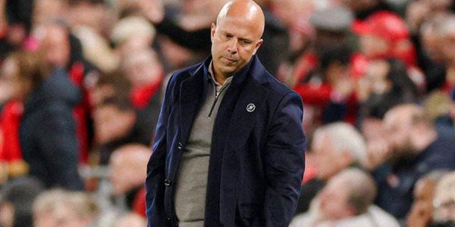 سلوت يوضح أسباب معاناة ليفربول قبل مواجهة باريس سان جيرمان بدوري الأبطال