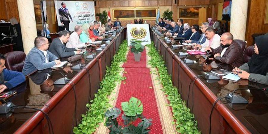 محافظ الغربية يتابع تنفيذ مشروعات تحسين نوعية المياه بمصرف كيتشنر