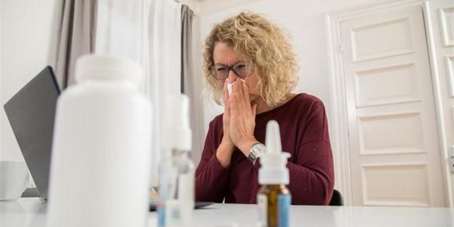 كيف تؤثر الحساسية الربيعية على العين والجهاز التنفسي؟